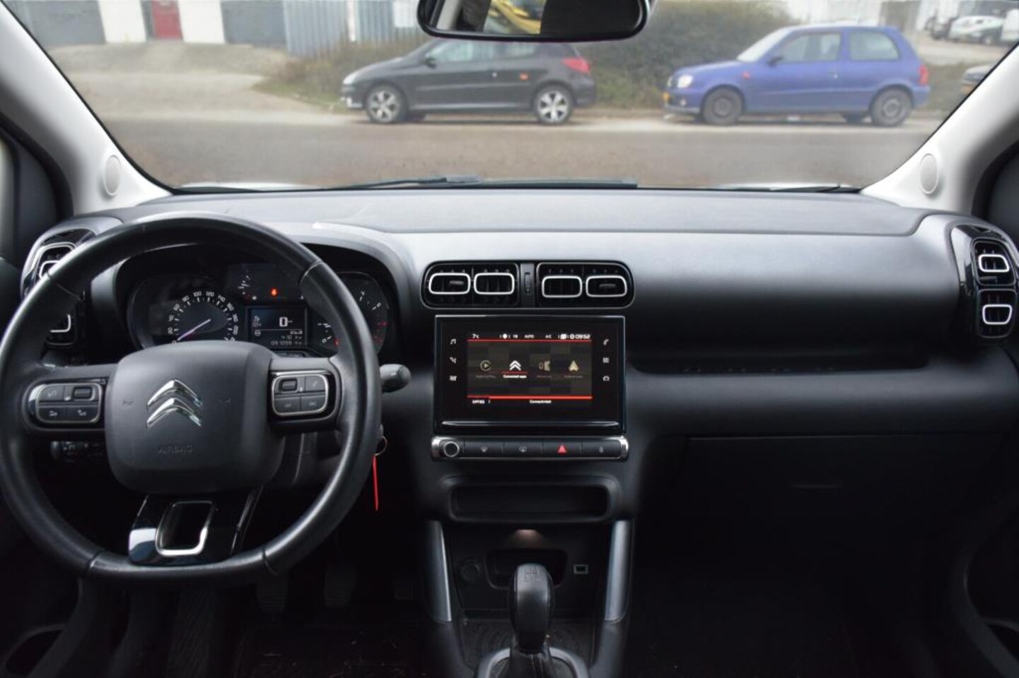 Citroën C3 Aircross - 1.2 PureTech Feel, dealeronderhouden, Car play, Lichtmetalen velgen,