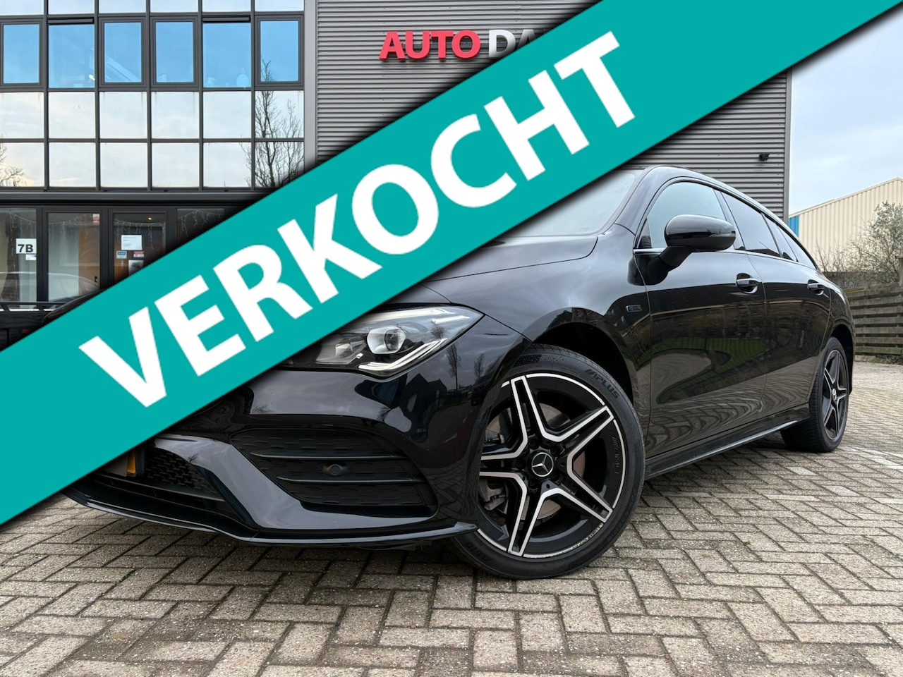 Mercedes-Benz CLA-klasse Shooting Brake - 250 e plug-in AMG BLACK Limited - AutoWereld.nl