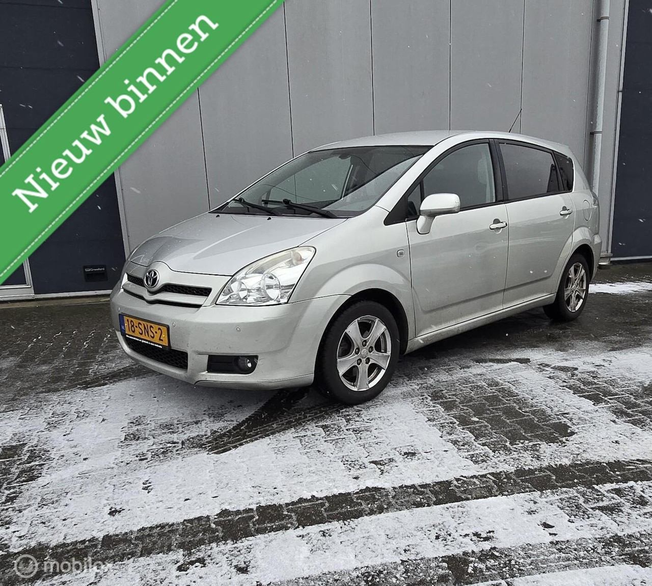 Toyota Verso - 1.8 VVT-i Dynamic 1.8 VVT-i Dynamic - AutoWereld.nl