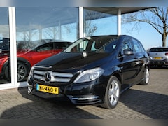 Mercedes-Benz B-klasse - 180 AMBITION, ALL IN PRIJS/ Trekhaak/Navi/Automaat