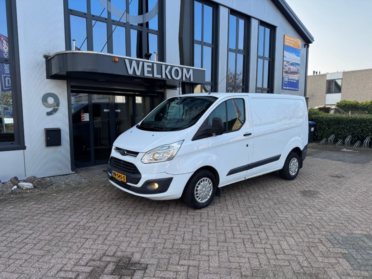 Ford Transit Custom - 2.2 Tdci Airco, Navi, PDC, trekhk, schuifdeur, 3-pers - AutoWereld.nl