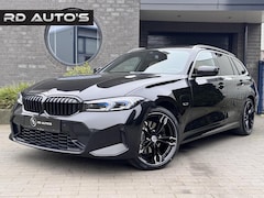 BMW 3-serie Touring - 330e xDrive M Sportstoelen M Sport Pano HUD