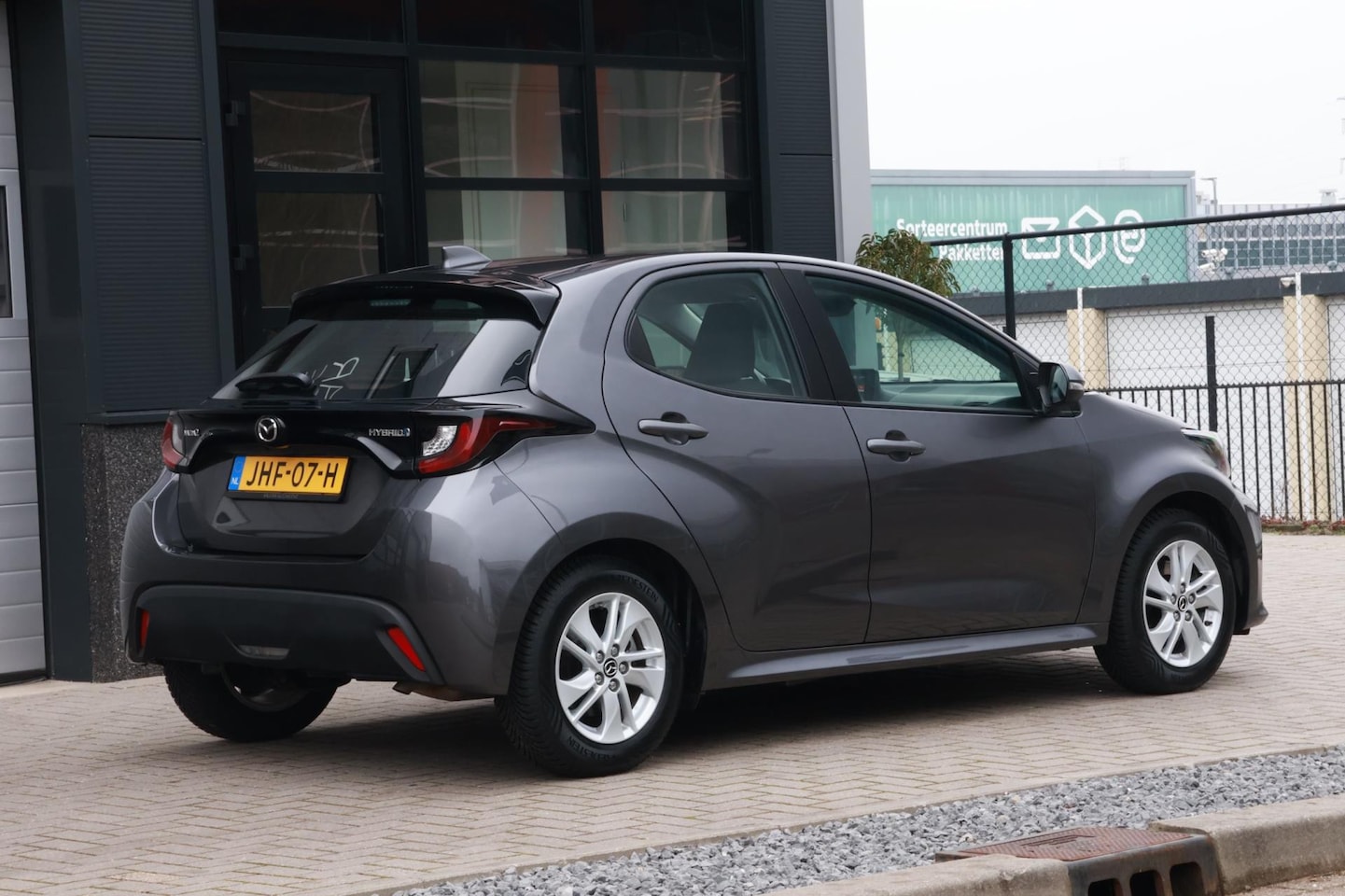 Mazda 2 Hybrid - 1.5 Agile hybride “ Toyota Yaris “ - AutoWereld.nl
