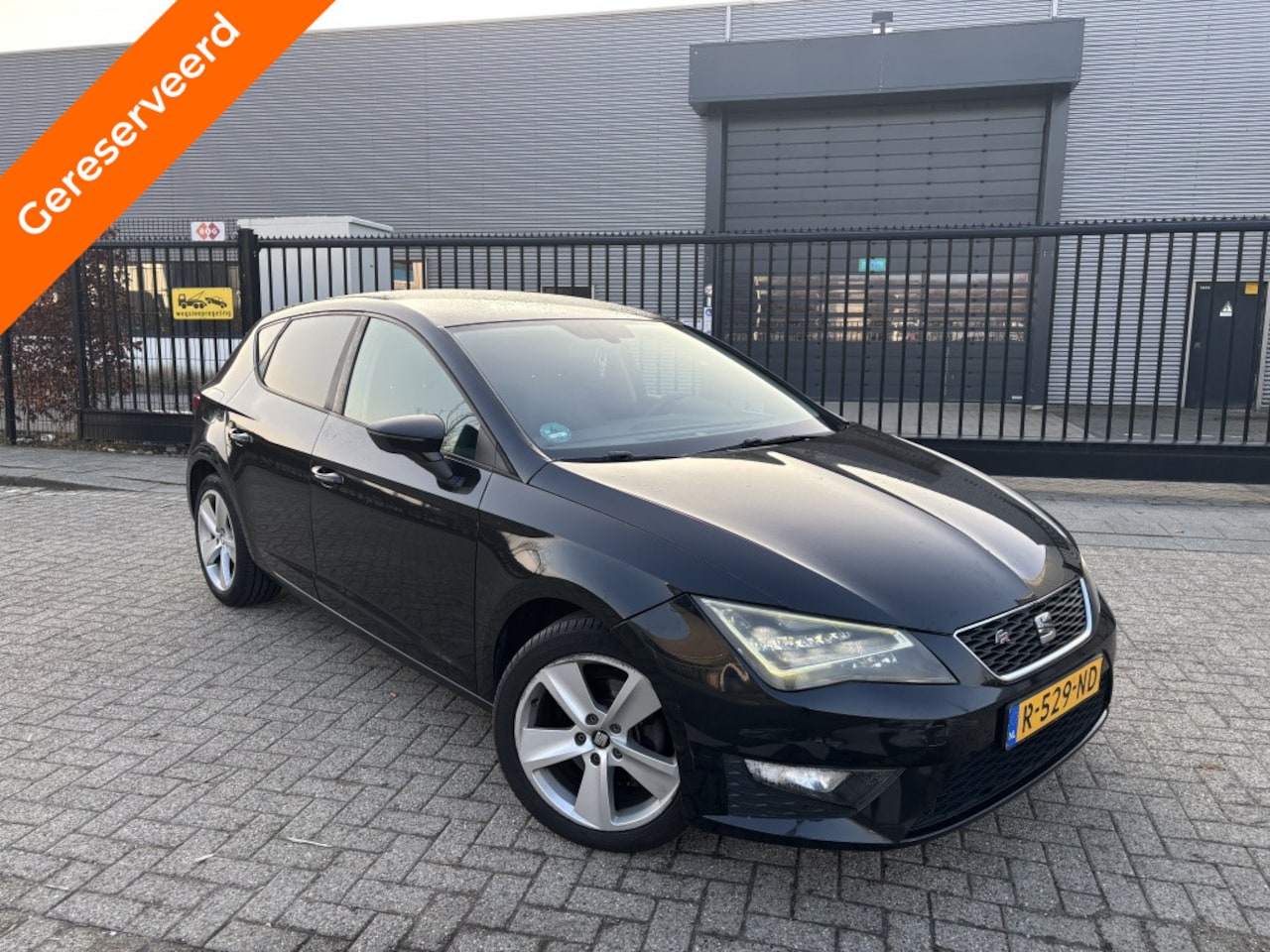 SEAT Leon - 2.0 TDI FR Xenon|DSG|Stoelverwarming 2013 - AutoWereld.nl