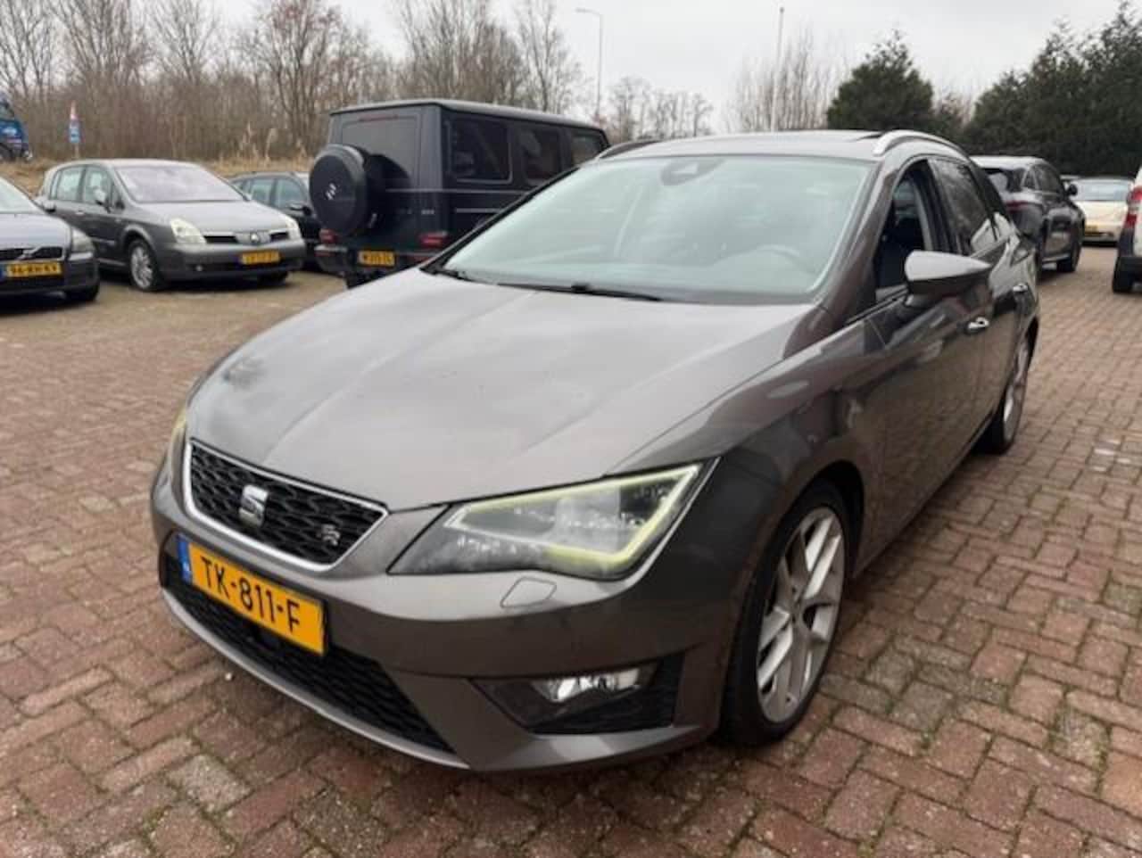 SEAT Leon ST - 2.0 TDI FR Connect AUT, 184pk - AutoWereld.nl