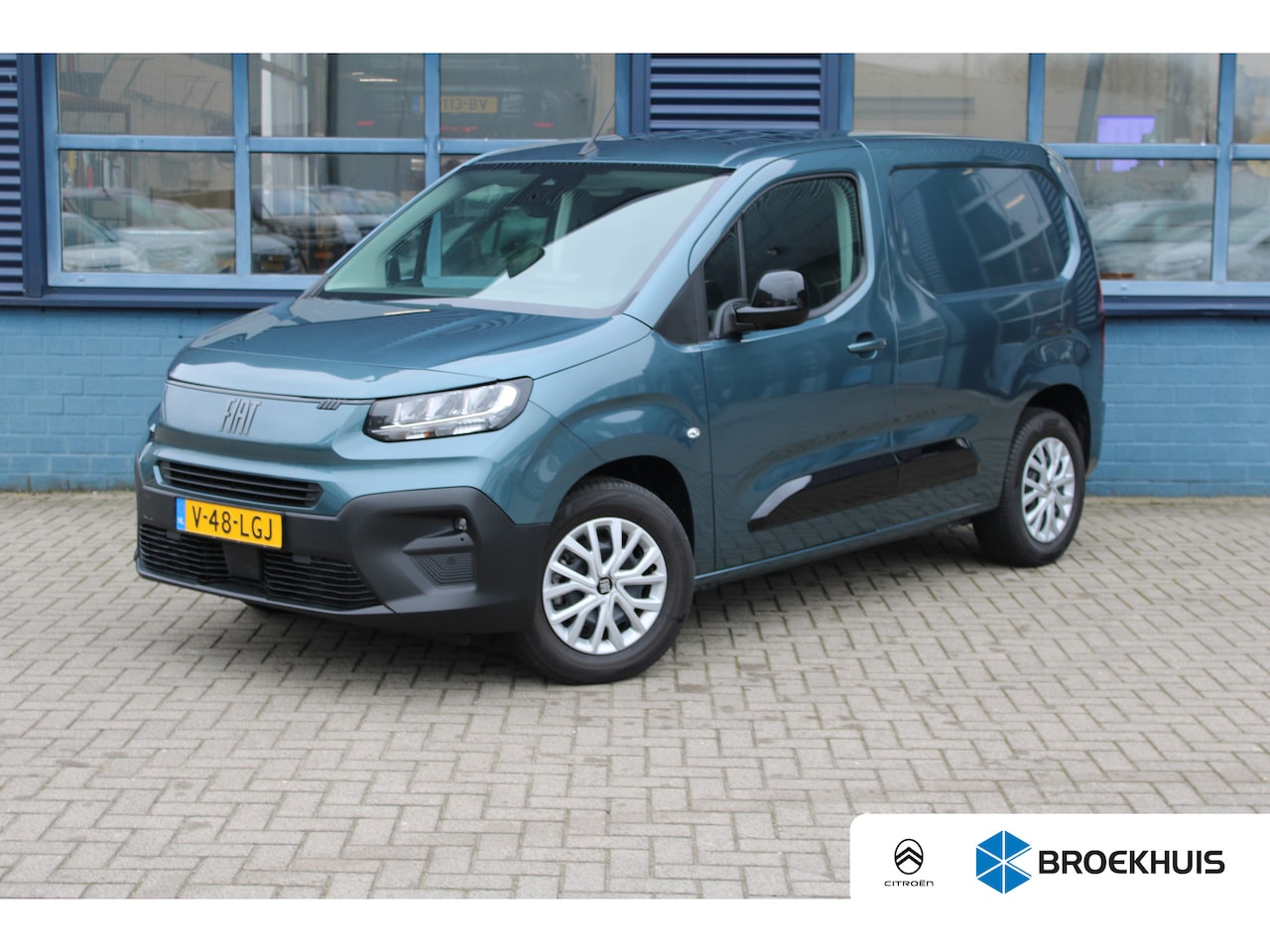 Citroën ë-Berlingo - 50 kWh 3-ZITS | NAVI | DRAADLOOS CARPLAY | CLIMATE CONTROL | RIJKLAARPRIJS! - AutoWereld.nl