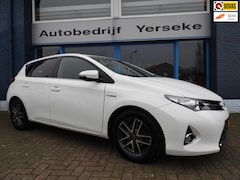 Toyota Auris - 1.8 Hybrid Executive trekhaak