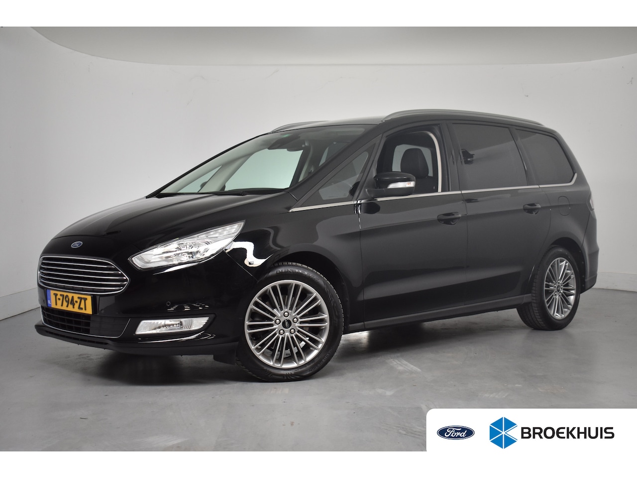 Ford Galaxy - 2.0 Titanium | 7 Persoons! | Automaat! | Dealer Onderhouden! | Trekhaak | Navi | Camera | - AutoWereld.nl