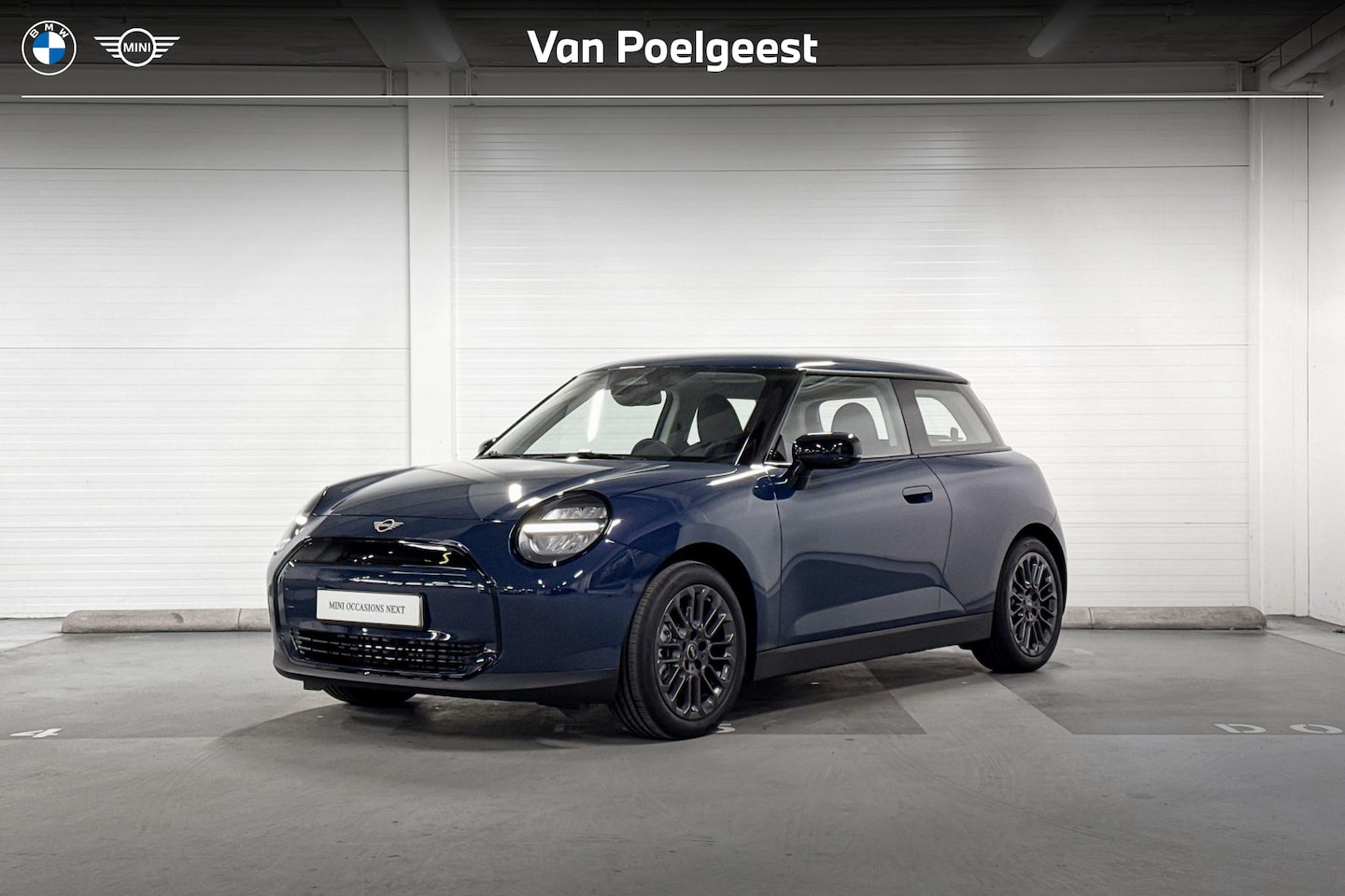 MINI Mini-Electric - 3-Deurs Cooper SE | Essential Trim | Achteruitrijcamera | Apple Carplay - AutoWereld.nl