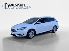 Ford Focus Wagon - 1.0 125PK Automaat Titanium Trekhaak, navigatie, winterpakket, privacy glass