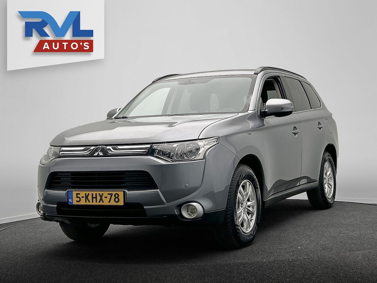 Mitsubishi Outlander - 2.0 Intense | Origineel Nederlands | Trekhaak Navigatie Climate Cruise Control - AutoWereld.nl