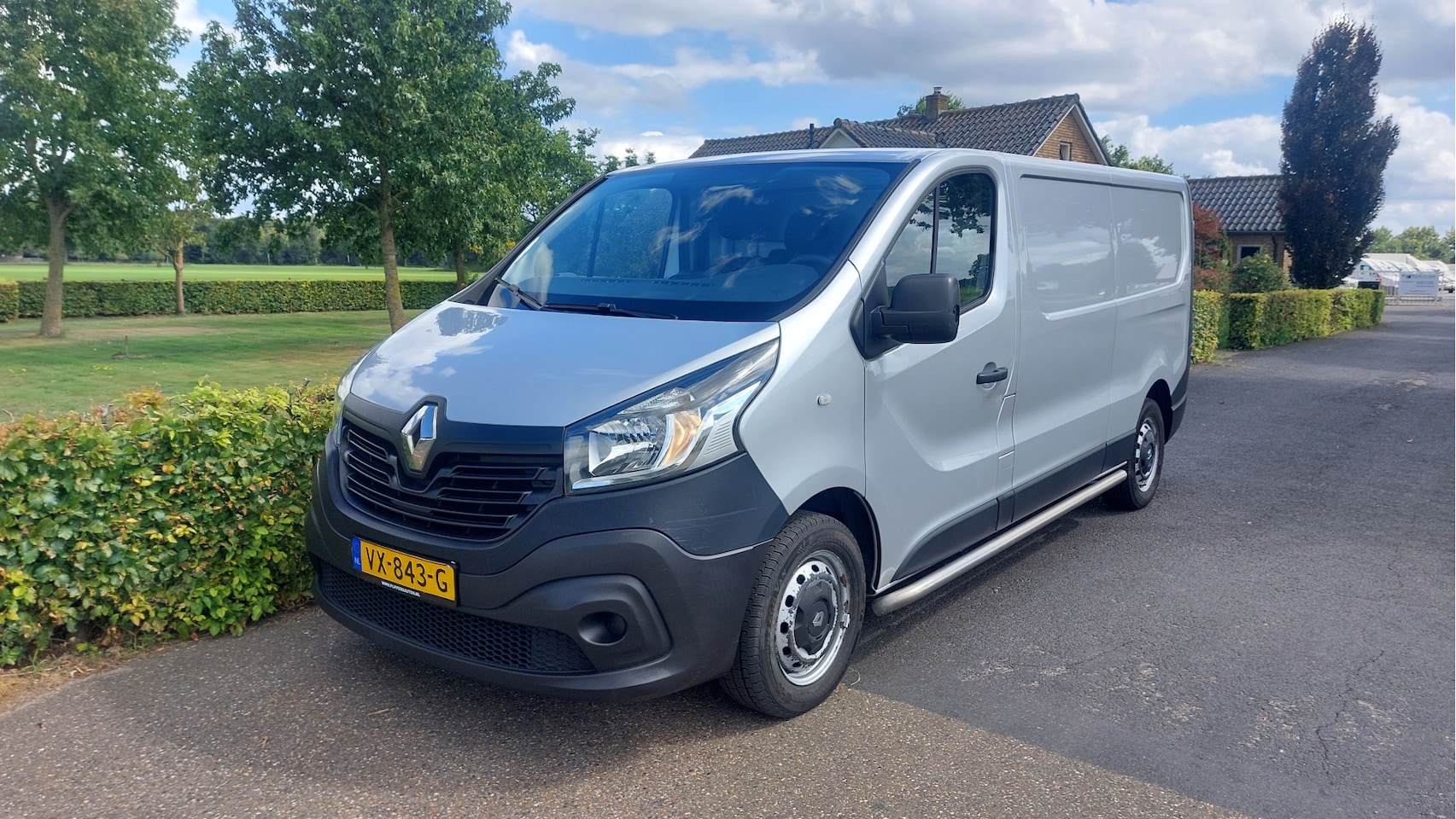 Renault Trafic - 1.6 dCi T29 L2H1 Générique AIRCO BJ 2016 - AutoWereld.nl