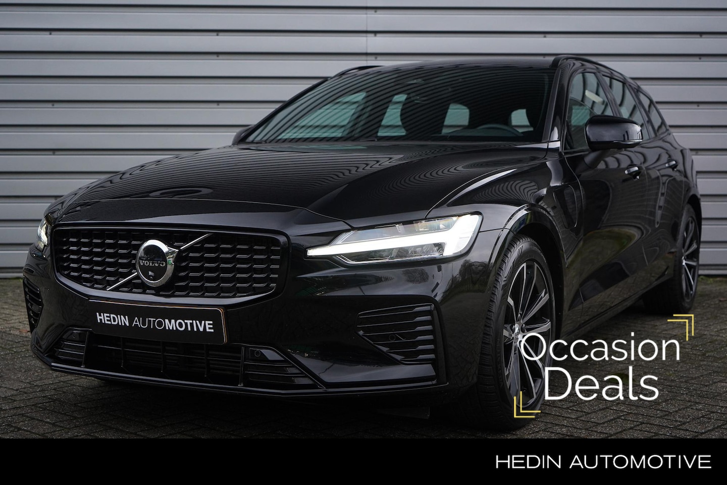 Volvo V60 - 2.0 T6 Plug-in hybrid AWD Plus Dark | Google on Board | Internet | DAB+| Adaptieve Cruise - AutoWereld.nl