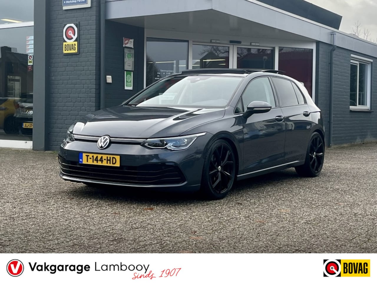 Volkswagen Golf - 1.5 eTSI 150PK Automaat Carplay Pano Stoelverwarming - AutoWereld.nl