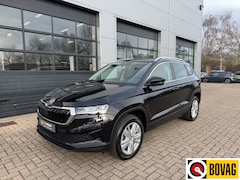 Skoda Karoq - 1.5 TSI ACT Business Edition Plus | Trekhaak wegklapbaar |Stoelverwerming/stuurverwarming