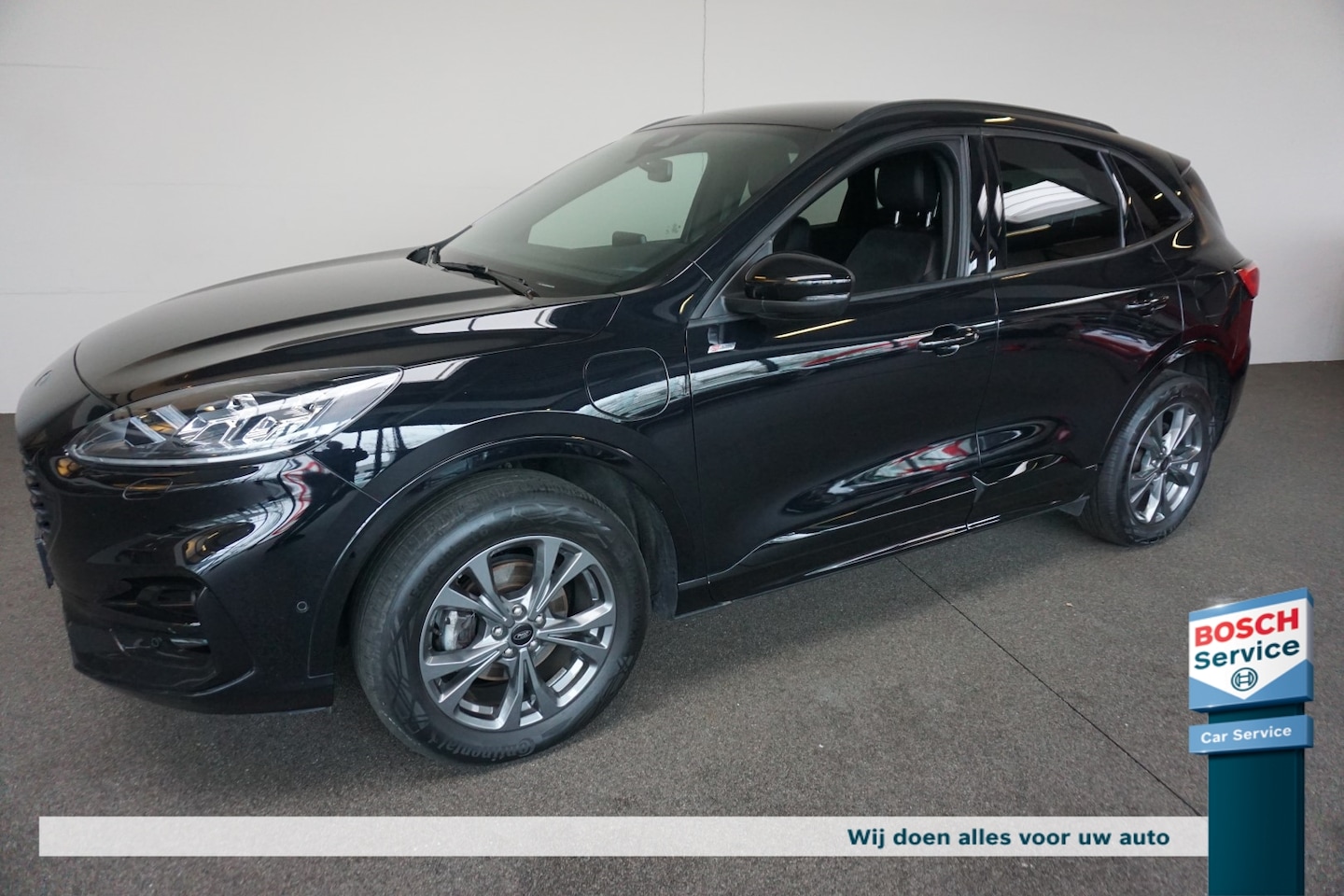 Ford Kuga - 2.5 PHEV e-CVT 225pk ST-Line X - AutoWereld.nl