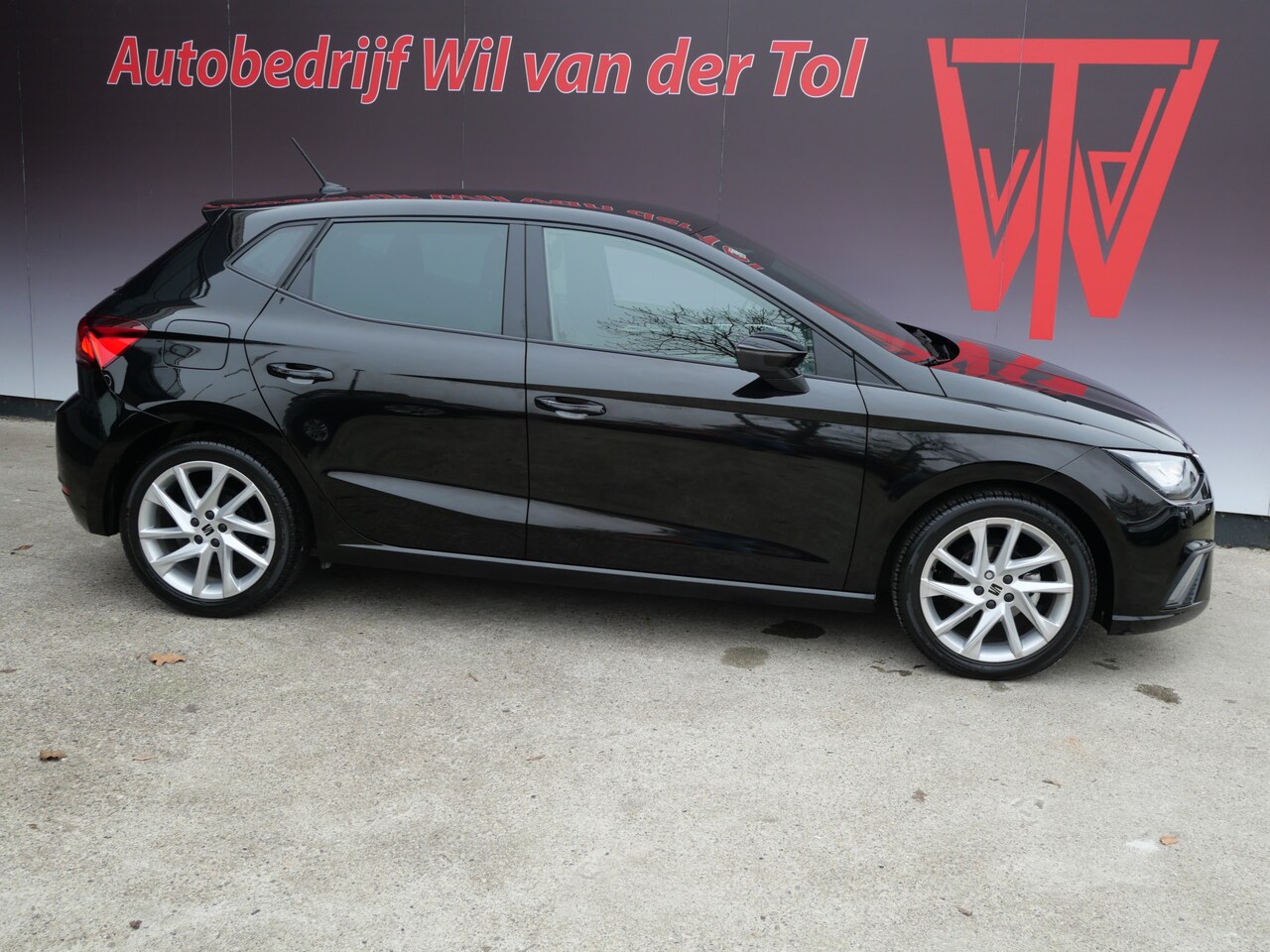 SEAT Ibiza - 1.0 TSI FR BUSINESS | VIRTUAL | CLIMA | CRUISE | LED | CARPLAY!! - AutoWereld.nl