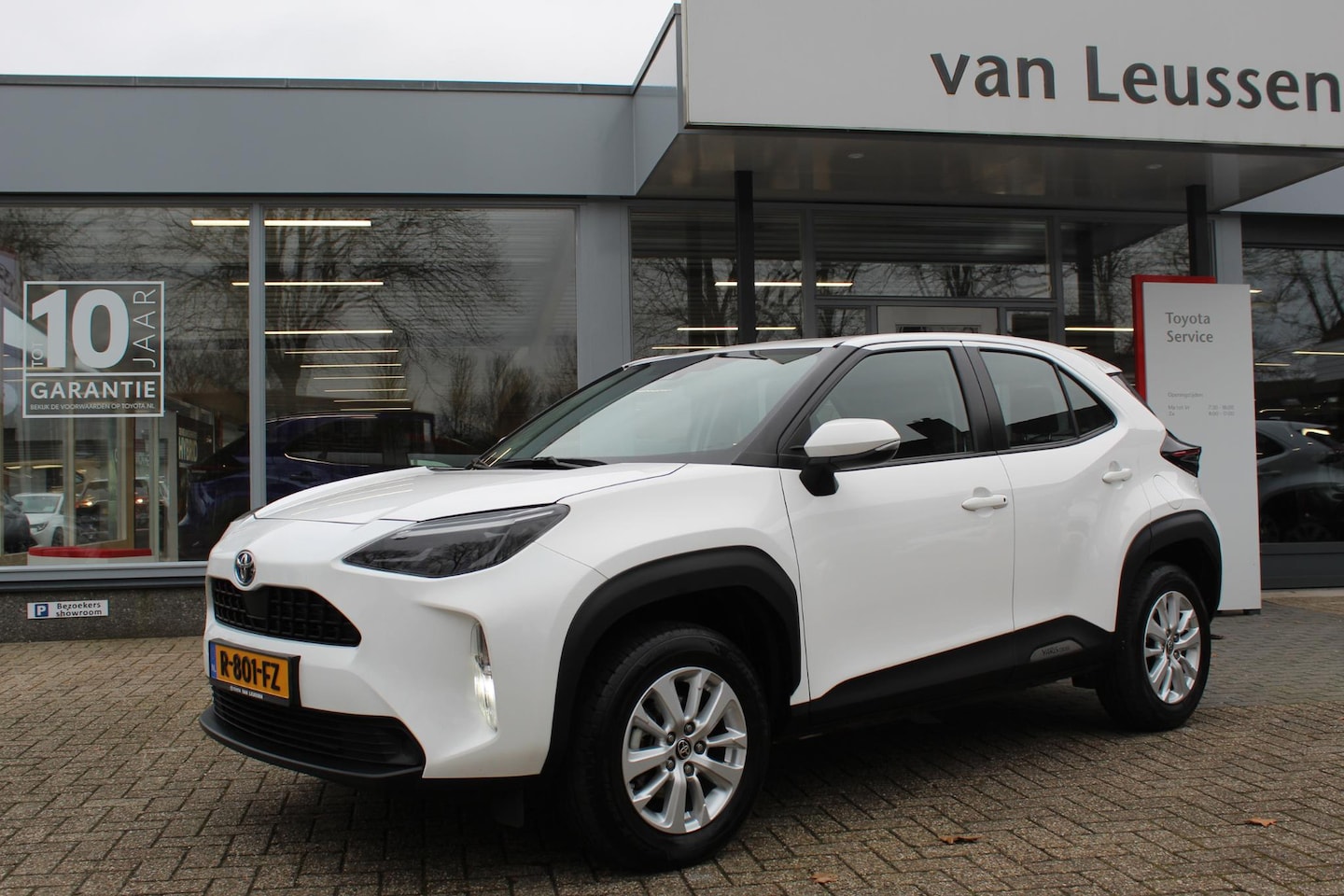 Toyota Yaris Cross - 1.5 Hybrid TREKHAAK CLIMA CAMERA AD-CRUISE APLLE/ANDROID - AutoWereld.nl