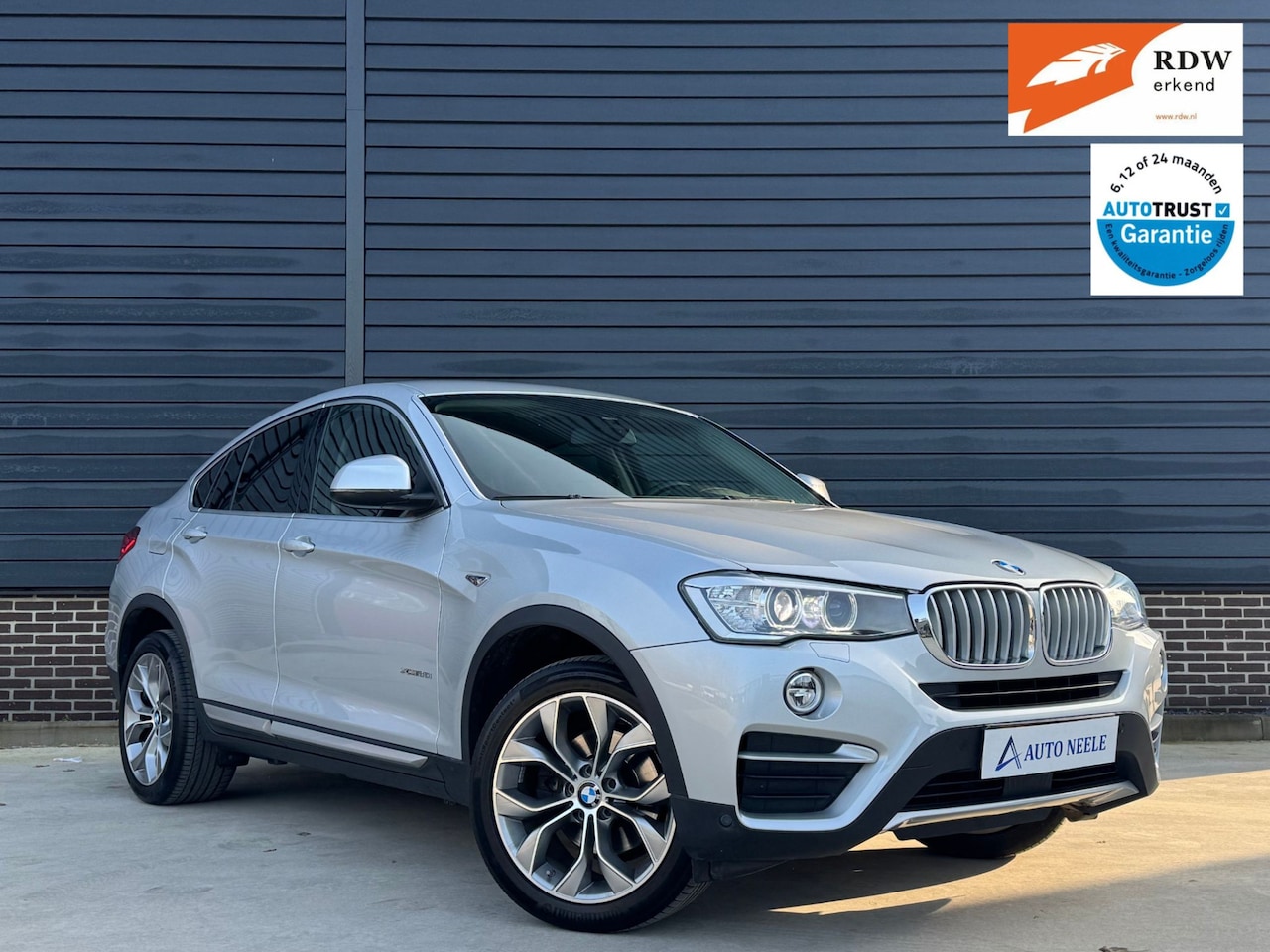 BMW X4 - xDrive35i High Executive 306 pk Elektr stoelen, Head-up, 19" - AutoWereld.nl