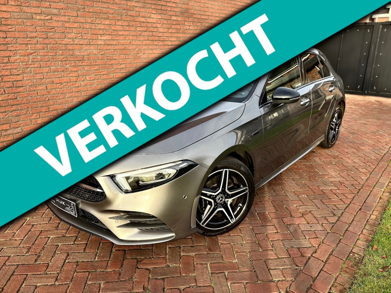Mercedes-Benz A-klasse - 250 e AMG Night Edition Pano Distronic Burmester - AutoWereld.nl