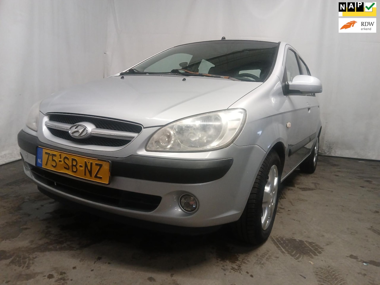 Hyundai Getz - 1.4i Active Cool - Koppakking Defect - Schade - AutoWereld.nl