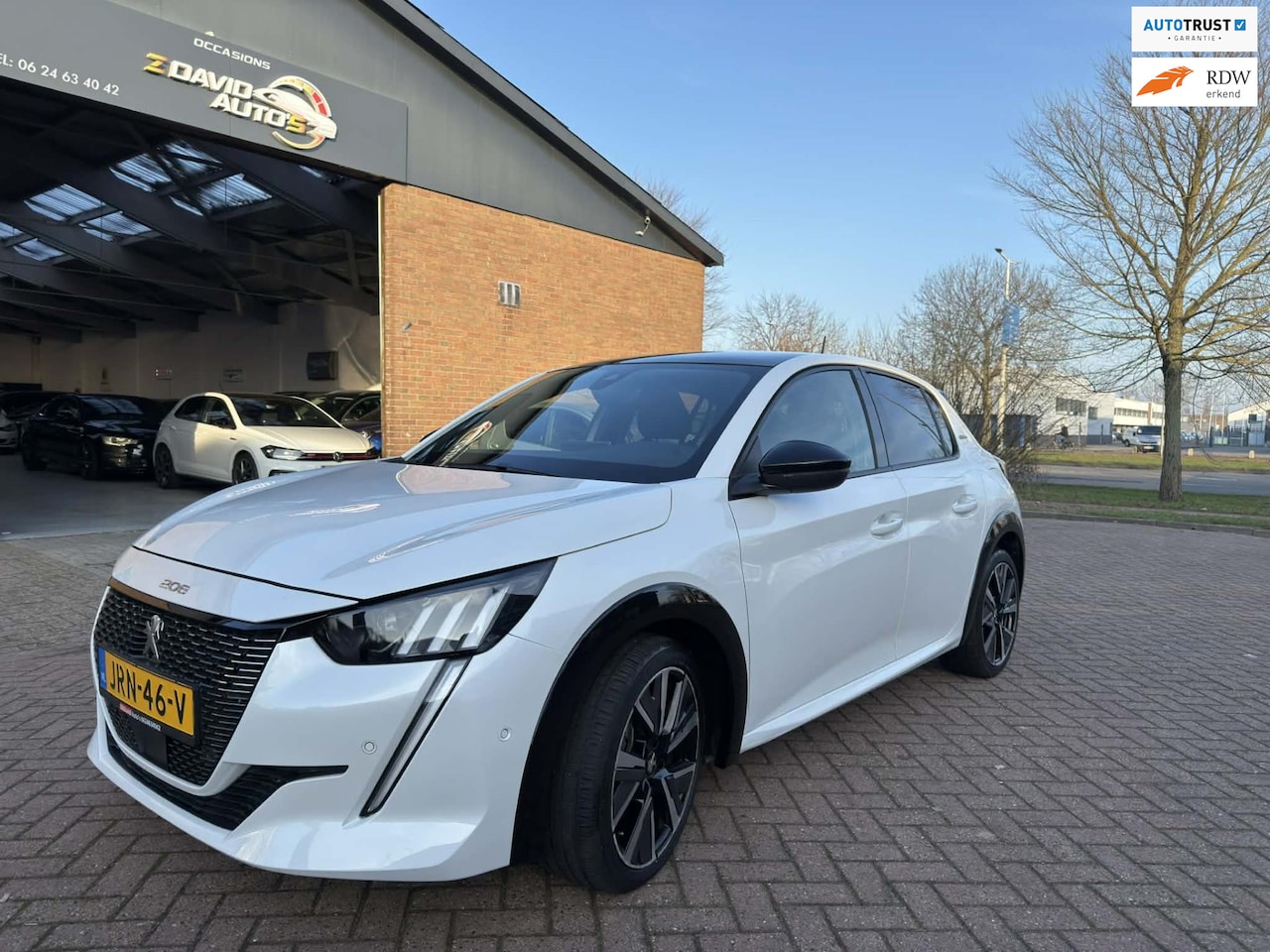 Peugeot 208 - 1.2 PureTech GT-Line automaat \ Pano voll optie - AutoWereld.nl