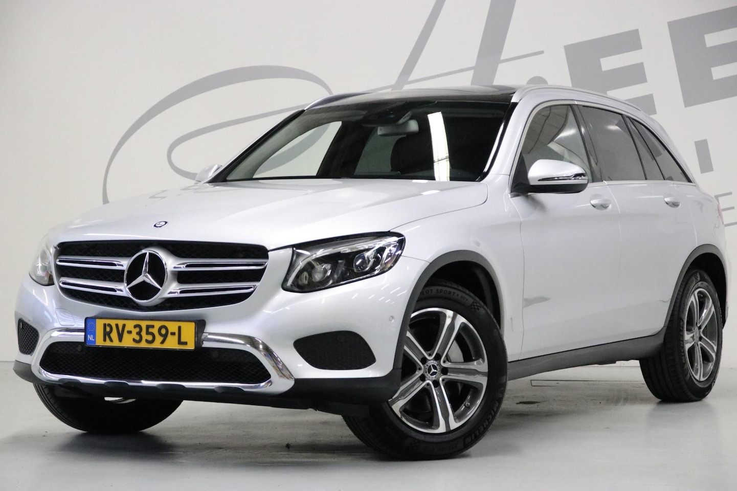 Mercedes-Benz GLC-klasse - 220 d 4MATIC Burmester/Achteruitrijcamera/Panoramadak - AutoWereld.nl