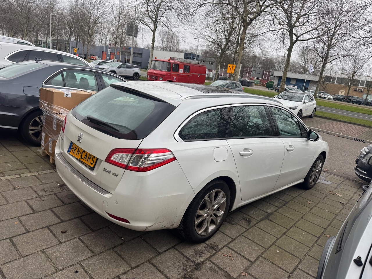 Peugeot 508 SW - 1.6 e-HDi Blue Lease Executive bj 2013 navi pano - AutoWereld.nl