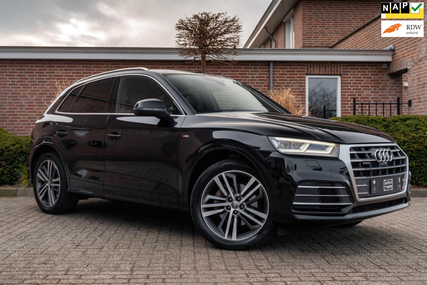 Audi Q5 - 2.0 TFSI Quattro Launch Edition 252 PK 3x S-Line Luchtvering B&O 360 Camera Memory Ambianc - AutoWereld.nl