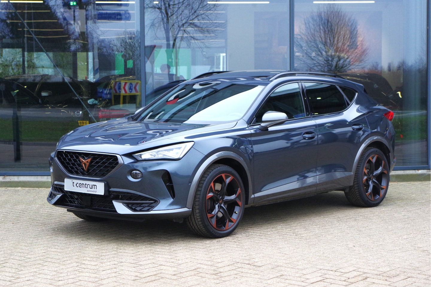 CUPRA Formentor - 1.4 e-Hybrid 245 PK VZ Copper Edition PHEV, Panoramadak, Adap. Cruise Control, Camera - AutoWereld.nl