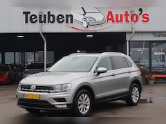 Volkswagen Tiguan - 1.4 TSI ACT Connected Series Panoramadak, Navigatie, Schuif- kanteldak, Apple Carplay, Sto