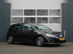 Volkswagen Golf - 1.2 TSI Connected Series R-Line Cruise/Camera/Stoelverwarming/Bi-Xenon/Keyless/PDC/LED/Hal