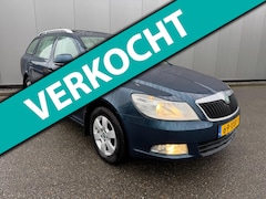 Skoda Octavia Combi - 1.6 TDI Elegance DSG navi clima sunroof