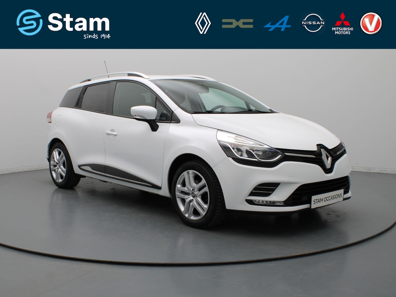 Renault Clio Estate - 90pk TCe Zen Airco | Cruise | Navi | Trekhaak - AutoWereld.nl