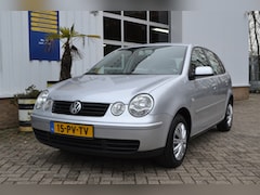 Volkswagen Polo - 1.4-16V Athene