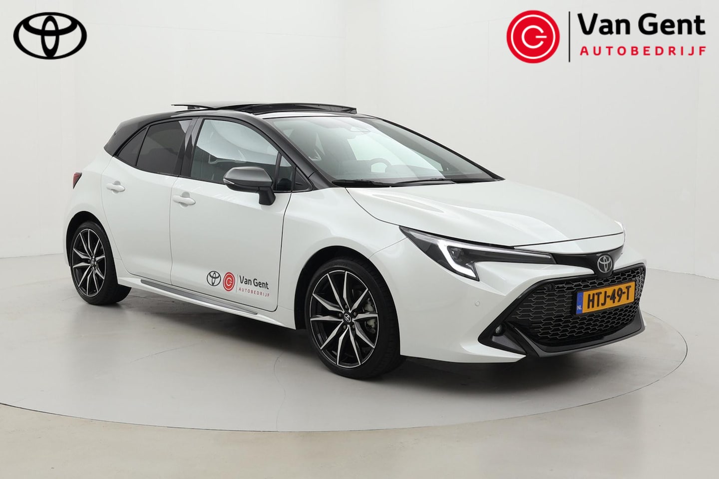 Toyota Corolla - Hybrid 140 GR Sport | Panoramadak | Dodehoek detectie | Head-up display | JBL | Stoelverwa - AutoWereld.nl