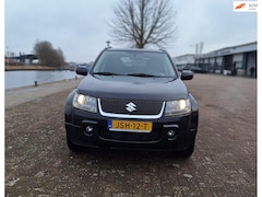 Suzuki Grand Vitara - 4WD , TREKHAAK 2.0-16V JLX