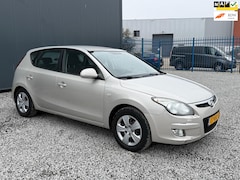 Hyundai i30 - 1.4i Blue Dynamic AIRCO5DEURSLEUKE AUTOAPK