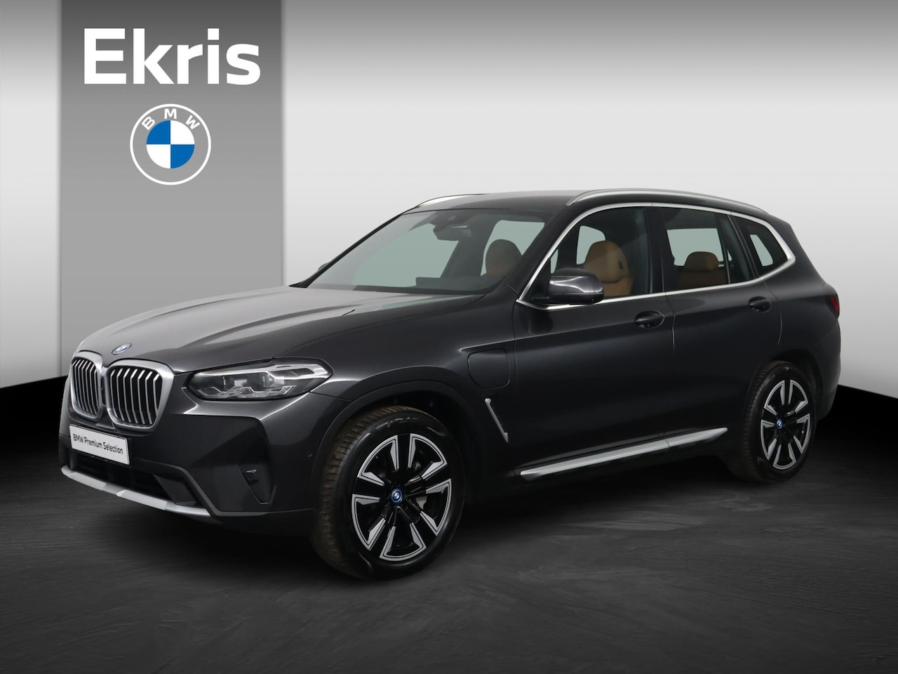 BMW X3 - xDrive30e Active Cruise Control | Driving Assistant | Harman Kardon | Trekhaak | Stuurwiel - AutoWereld.nl