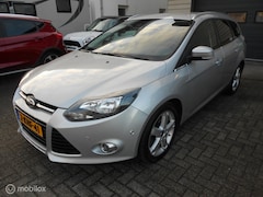Ford Focus Wagon - 1.6 EcoBoost Titanium Trekhaak PDC V+A