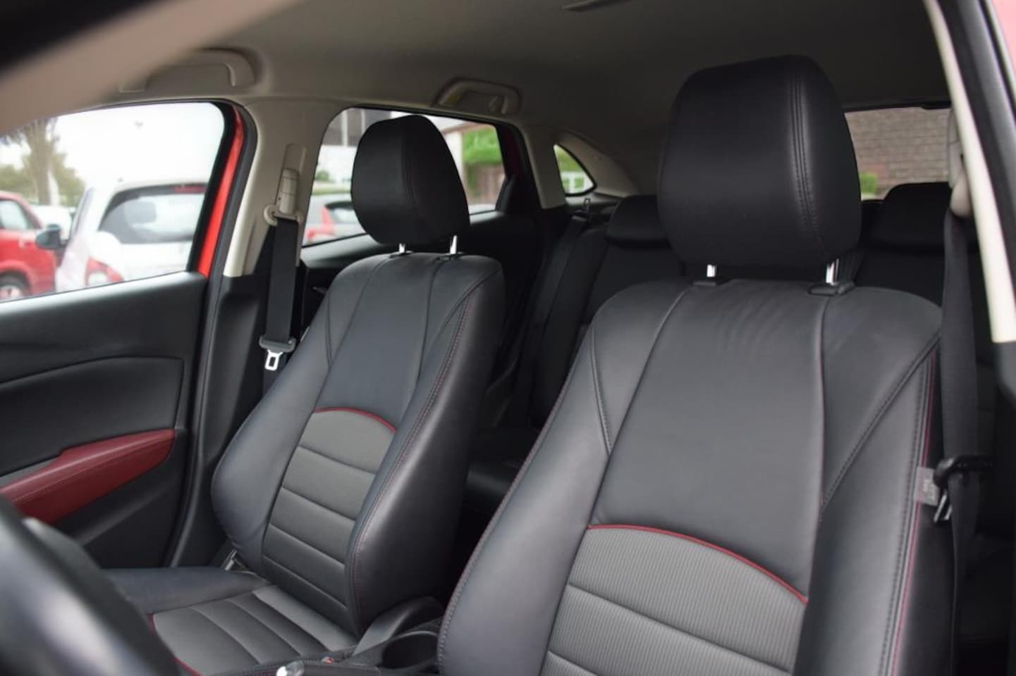 Mazda CX-3 - 2.0 SkyActiv-G 120 GT-M 2.0 SkyActiv-G 120 GT-M,Trekhaak, Parkeercamera, dealeronderhouden, 1e eigenaar, Bose gelu