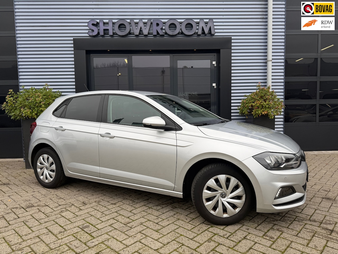 Volkswagen Polo - 1.0 MPI Polo Cruisecontrol|PDC|Navi| - AutoWereld.nl