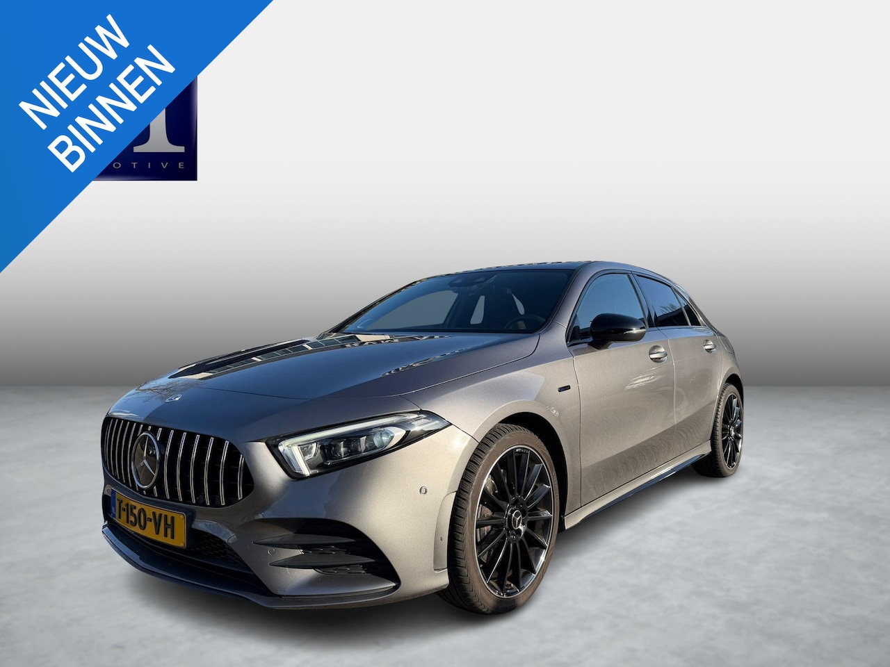 Mercedes-Benz A-klasse - 250 e Business Solution AMG Limited BOMVOL! | PANO | BURMESTER| MEMORY STOELEN| ELEK. TREK - AutoWereld.nl