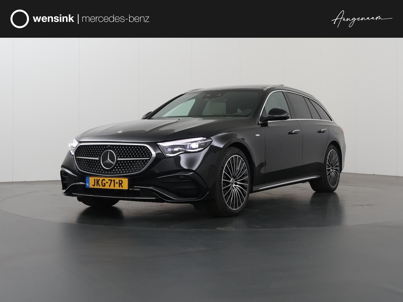 Mercedes-Benz E-klasse Estate - 300 e AMG Line | Luchtvering | Superscreen | Rij assistentiepakket | Trekhaak | Burmester - AutoWereld.nl