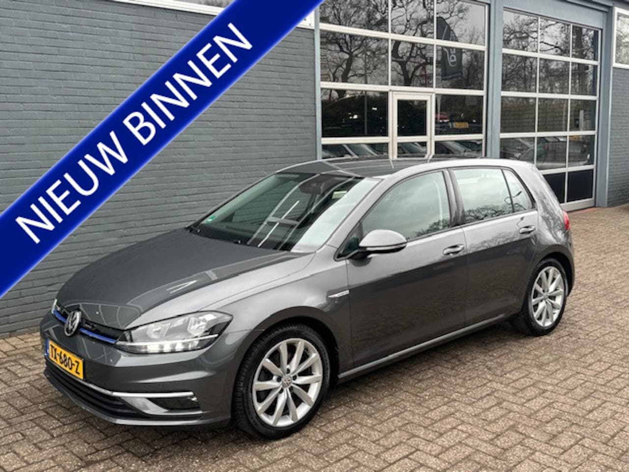 Volkswagen Golf - 1.5 TSI Highline 1.5 TSI Highline - AutoWereld.nl