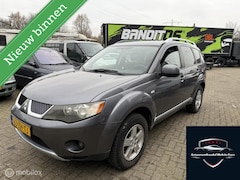 Mitsubishi Outlander - 2.4 Intro Edition 2WD
