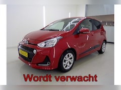 Hyundai i10 - 1.0i Premium Navigatie, Stoelverwarming, Clima