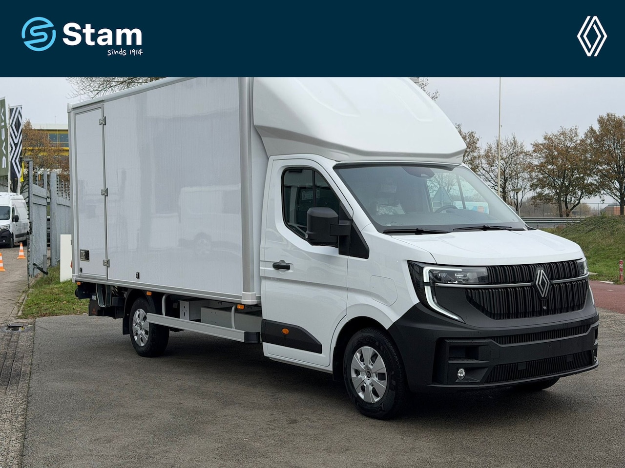 Renault Master E-Tech - Long Range 87 kWh Bakwagen 420x230x220 T40 L3 Advance Meubelbak 420x230x220 - AutoWereld.nl