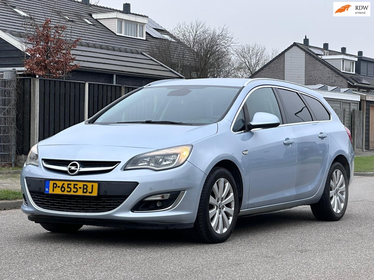 Opel Astra Sports Tourer - 1.6 Turbo Sport Automaat*Navigatie*Cruise*Clima*LM velgen*Parkeersensoren* - AutoWereld.nl