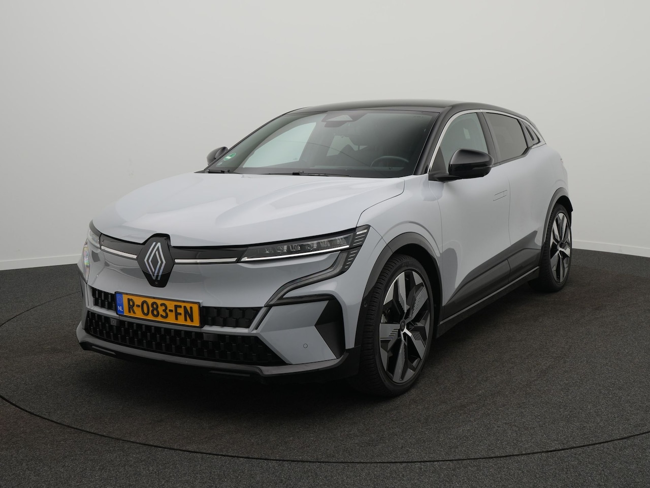Renault Mégane E-Tech - EV60 Optimum Charge Techno - Camera's rondom - All Season banden - - AutoWereld.nl
